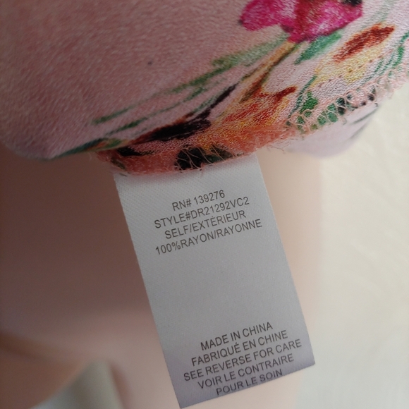 DR2 Henley Pink Floral Button Down Short Sleeve Blouse Top Size Women's Small - Picture 10 of 10